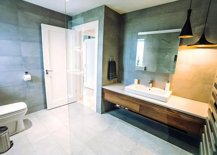 The Beeches Апартаменты